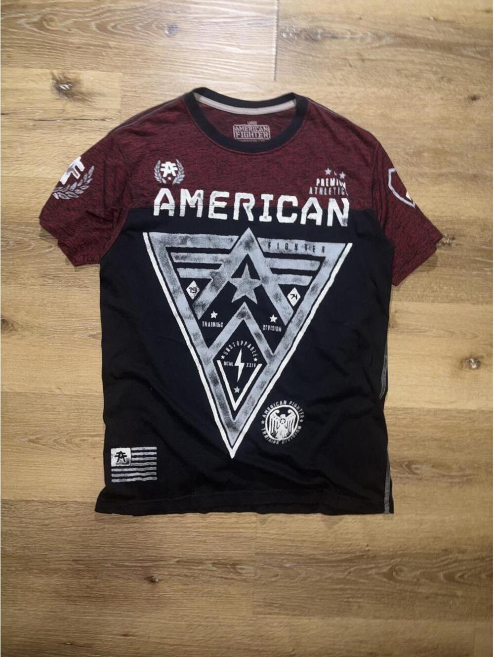 American Fighter Premium Athletics Buckle Double Sided Graphic Tee Men’s Large